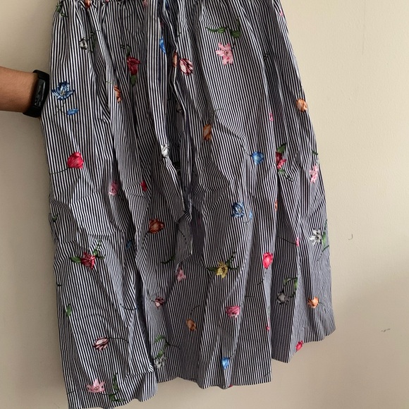 Floral Midi skirt with pockets - Picture 2 of 3